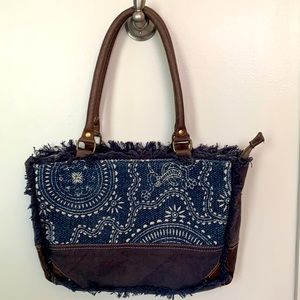 Super cute Myra bag